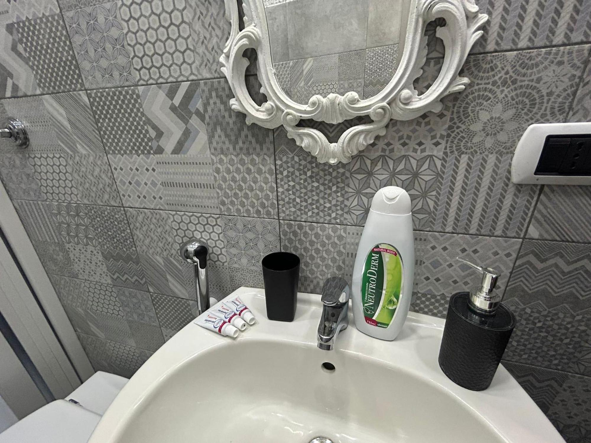 Cuore Di Napoli Hotel Екстериор снимка